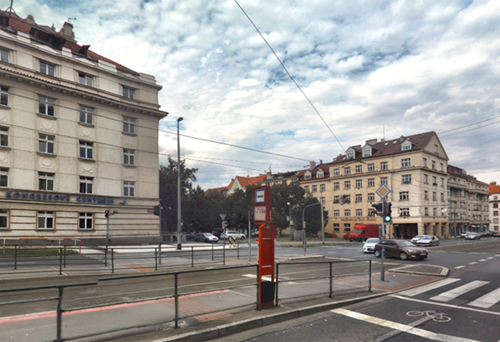 Tram stop Thákurova